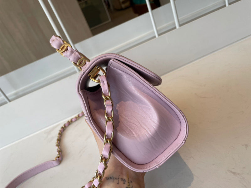 Dragons Bags Detail