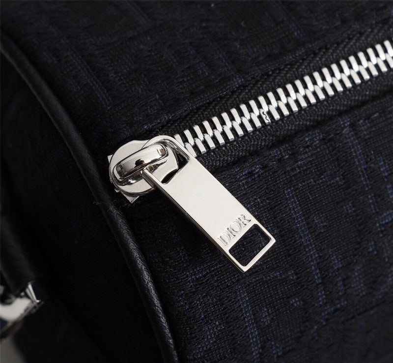 Dragons Bags Detail