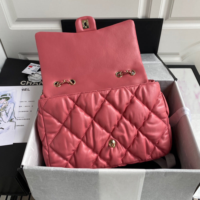 Dragons Bags Detail