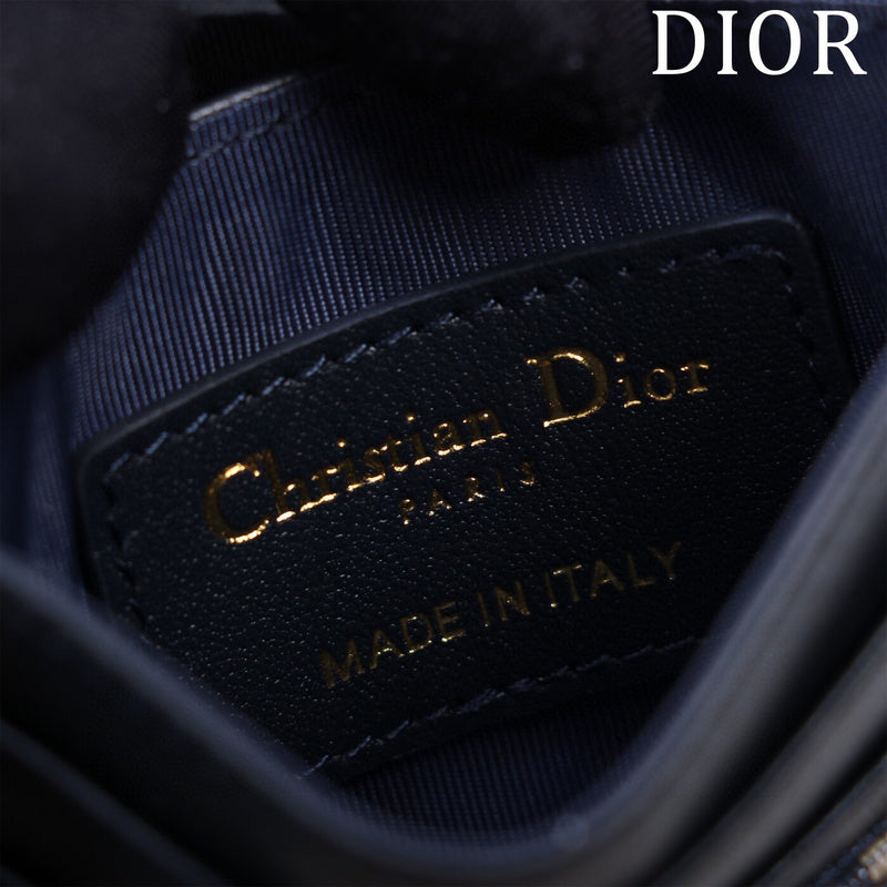 Dragons Bags Detail