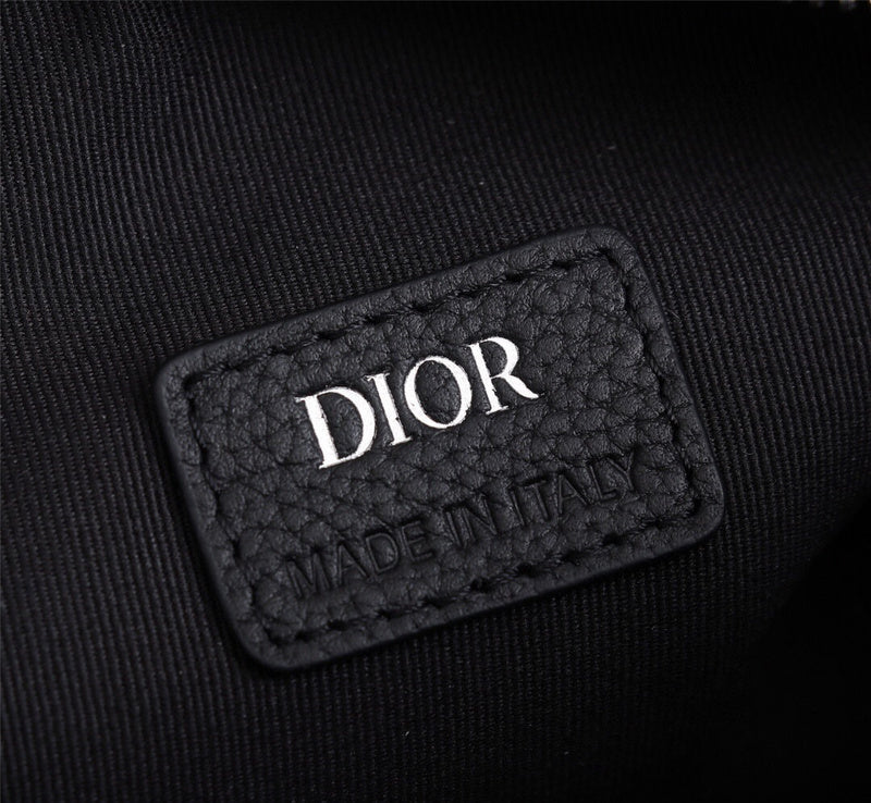 Dragons Bags Detail