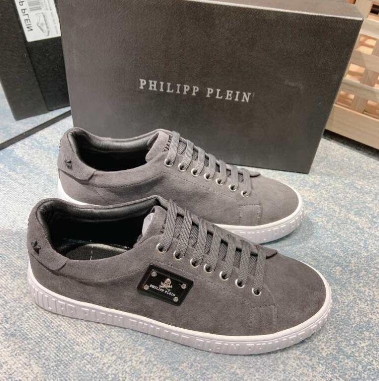 Dragons Bags Detail