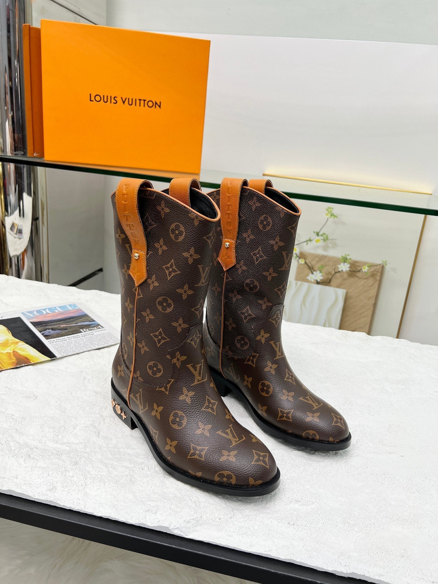 VBS WOMEN’S BOOTS