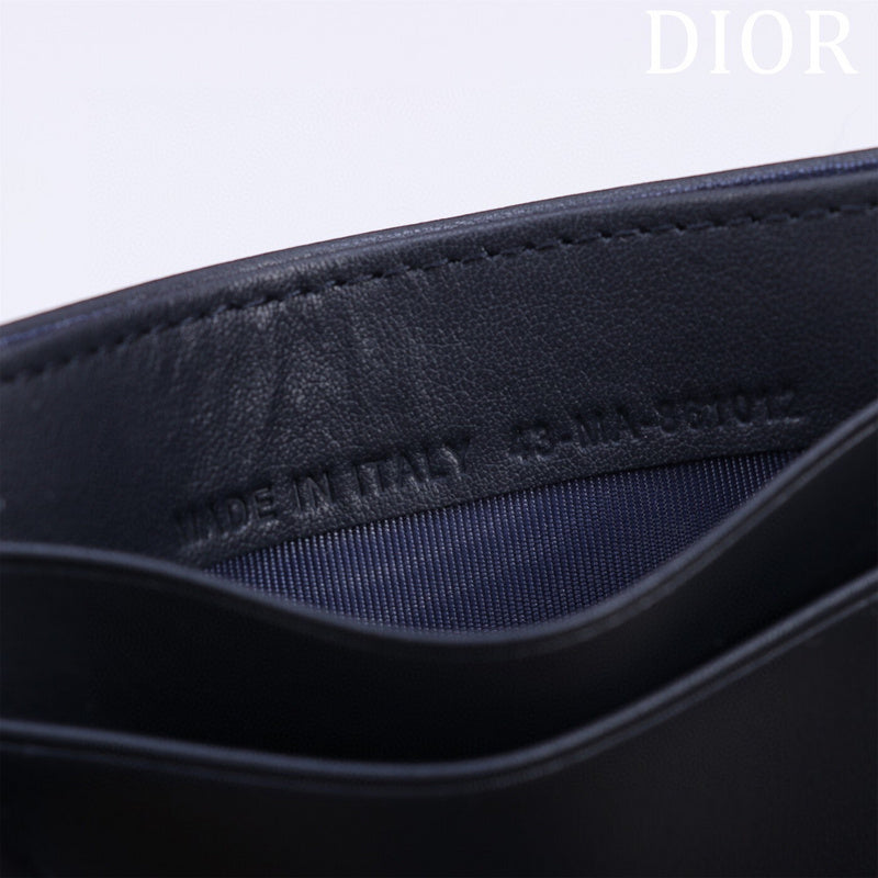 Dragons Bags Detail