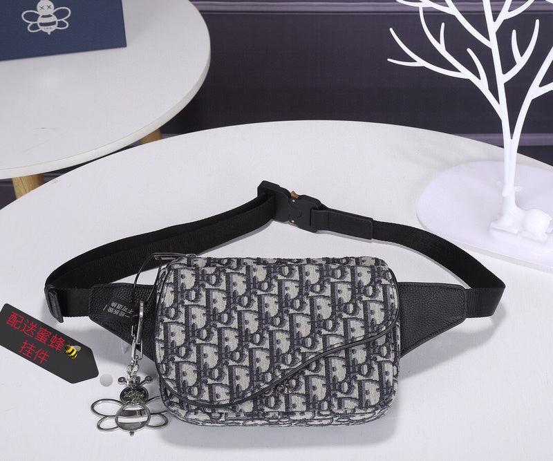 Dragons Bags Detail