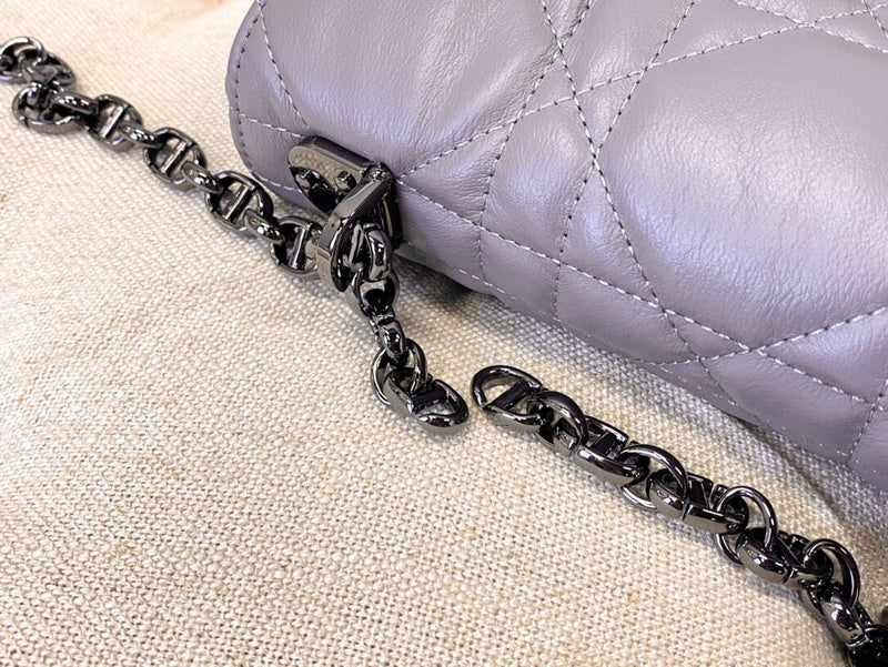 Dragons Bags Detail