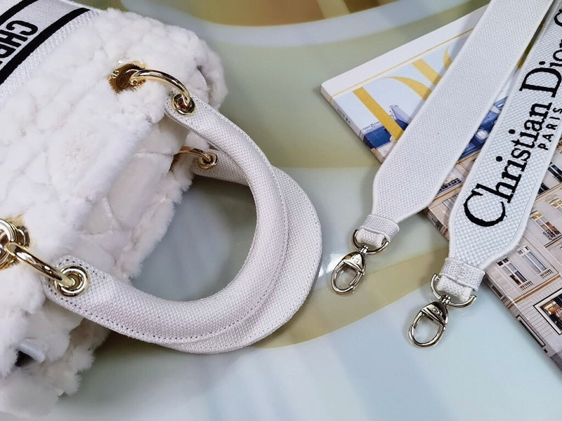 Dragons Bags Detail