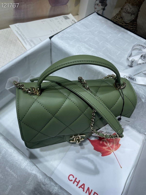 Dragons Bags Detail