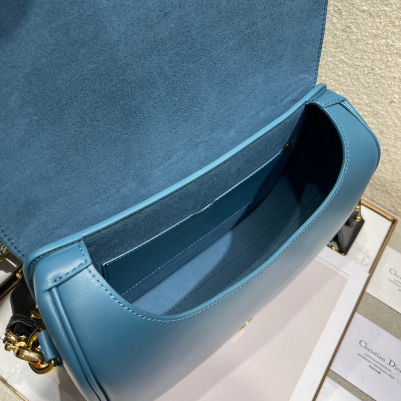 Dragons Bags Detail