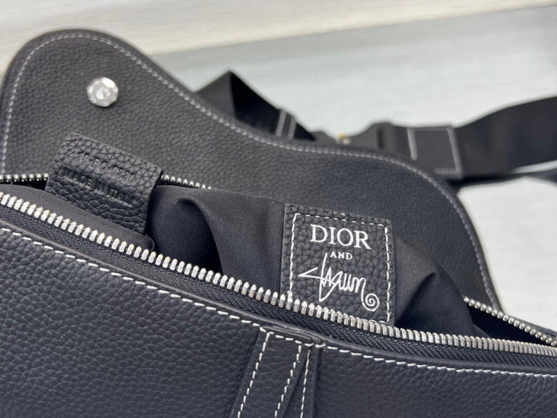 Dragons Bags Detail
