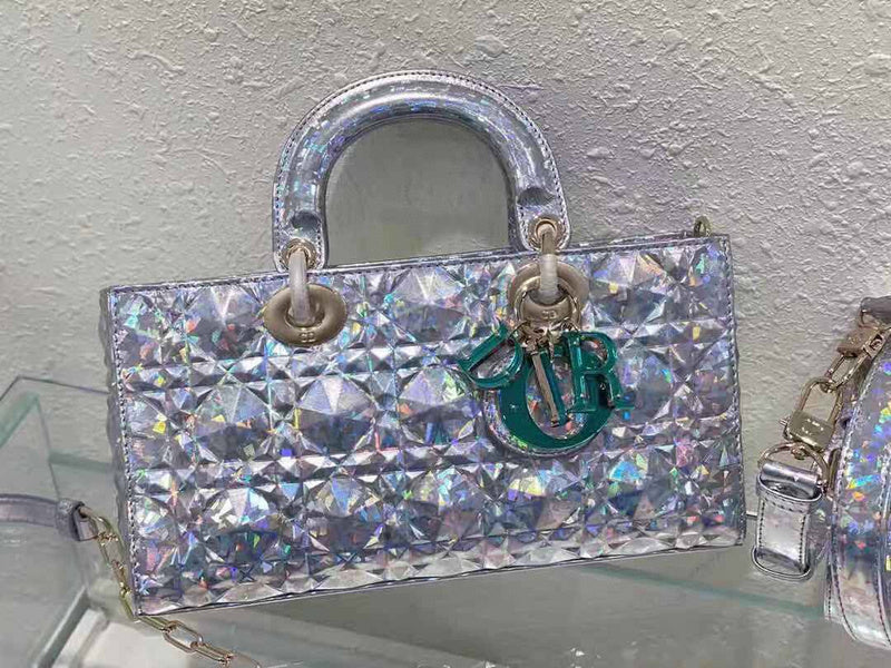 Dragons Bags Detail