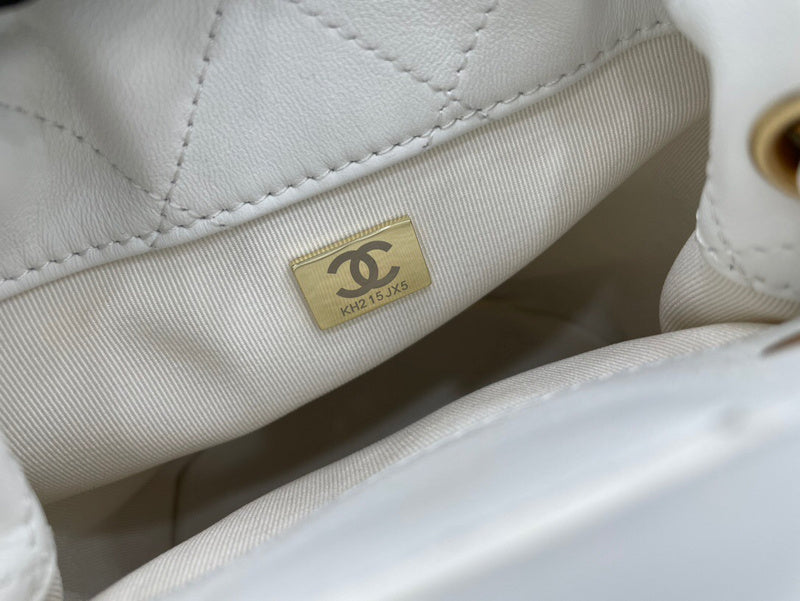 Dragons Bags Detail
