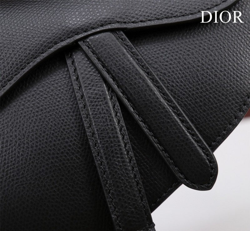 Dragons Bags Detail