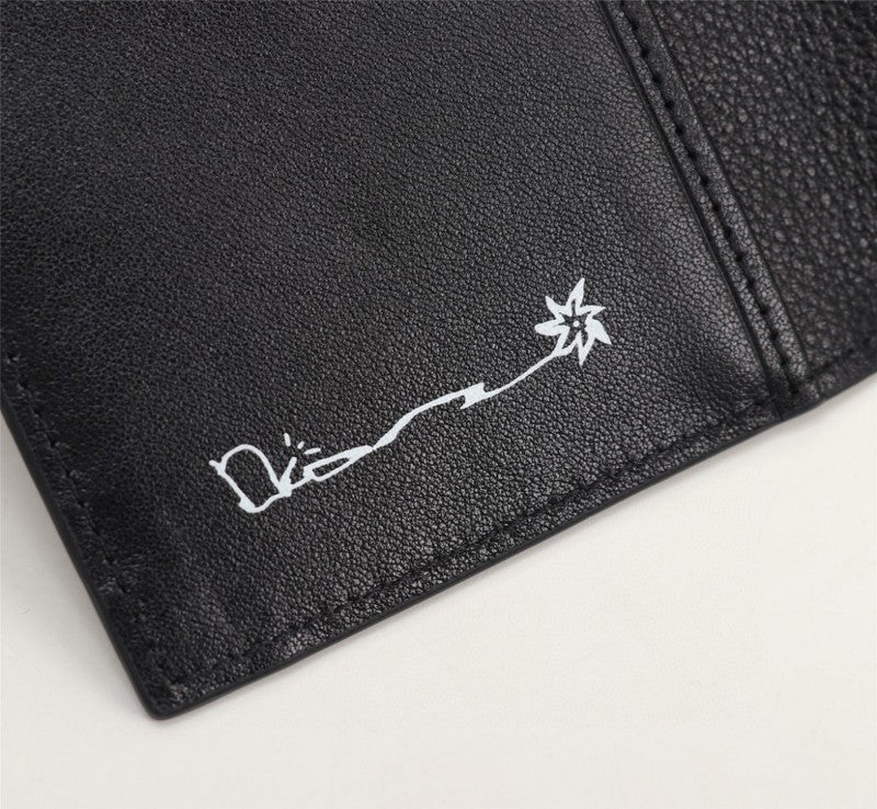 Dragons Bags Detail
