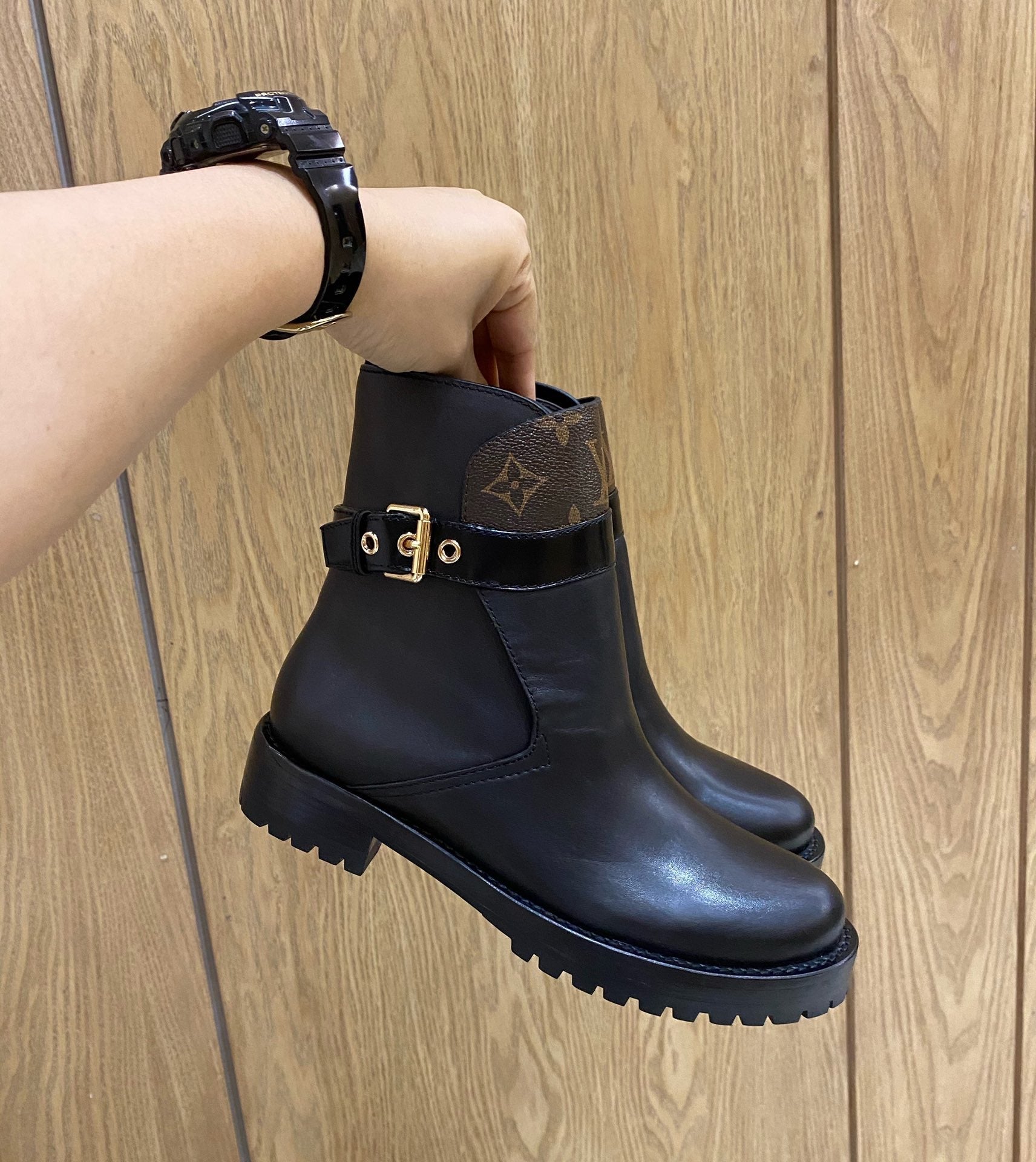 nmb DISCOVERY FLAT ANKLE BOOT BLACK 1A868L
