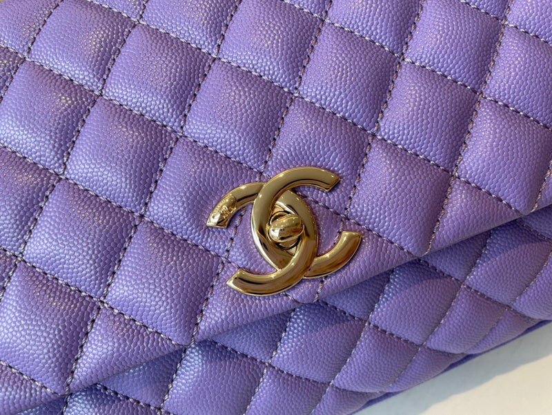 Dragons Bags Detail
