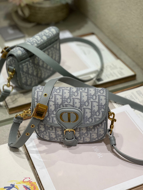 Dragons Bags Detail