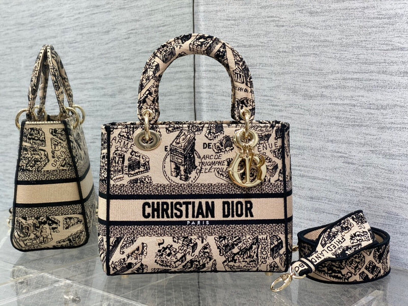 Dragons Bags Detail