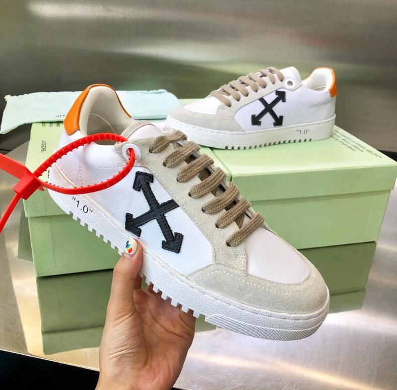 Dragons Bags Detail