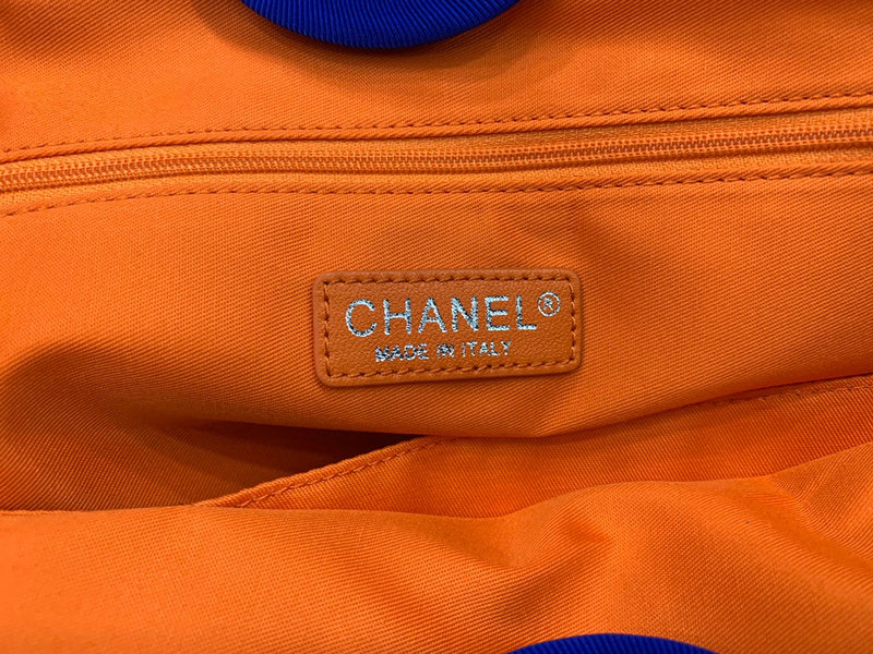 Dragons Bags Detail