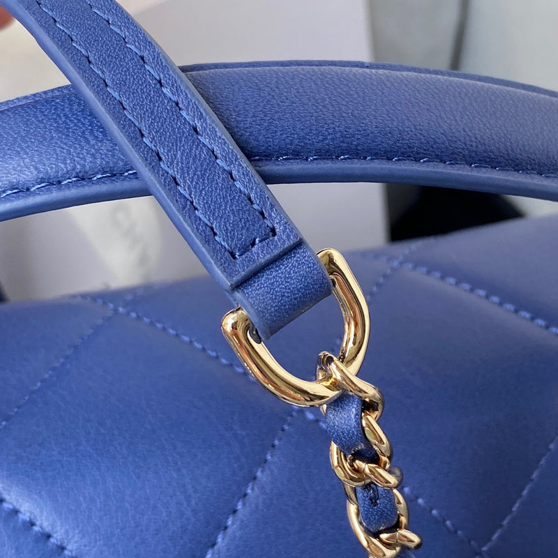 Dragons Bags Detail
