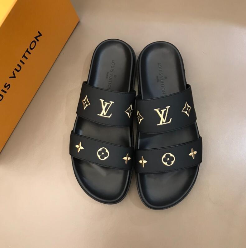 Dragons Bags Detail