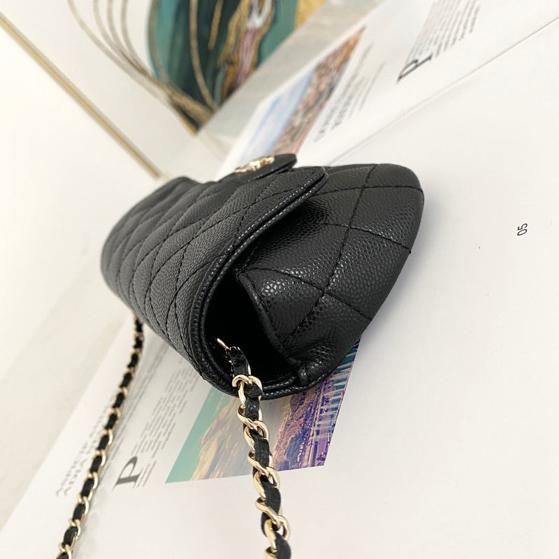 Dragons Bags Detail
