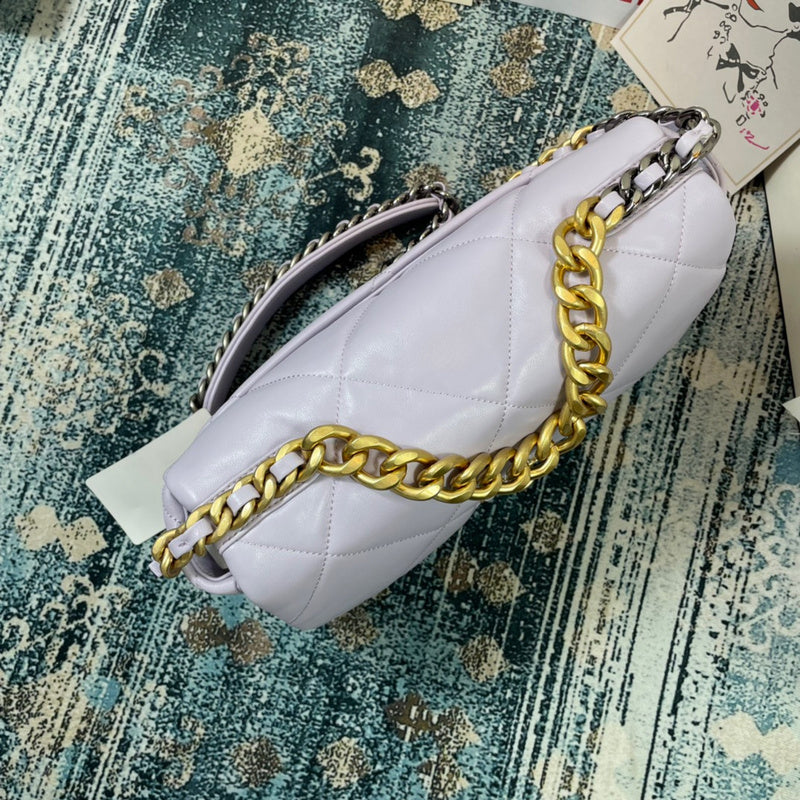 Dragons Bags Detail