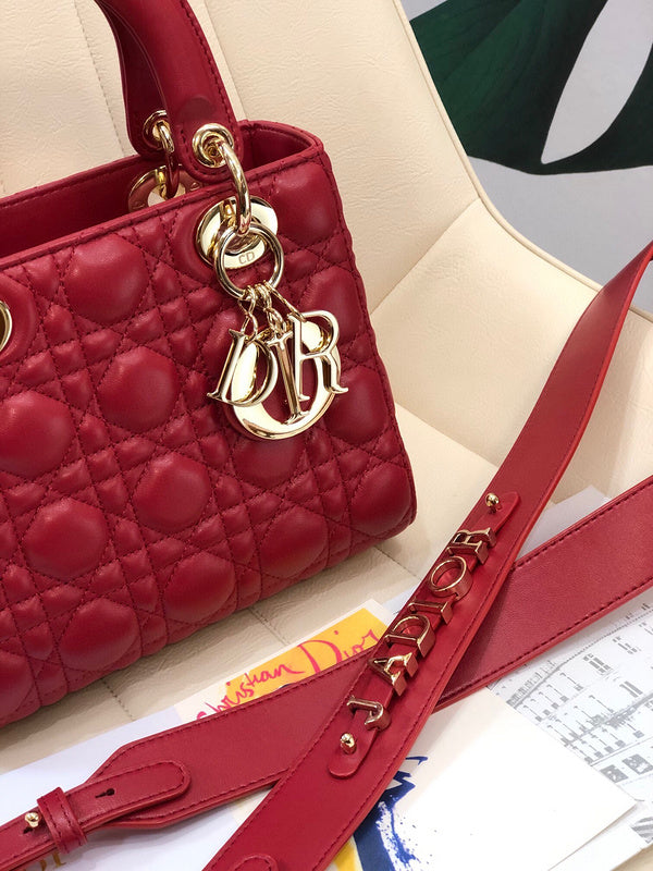 Dragons Bags Detail