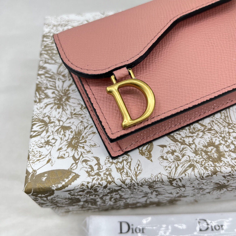 Dragons Bags Detail