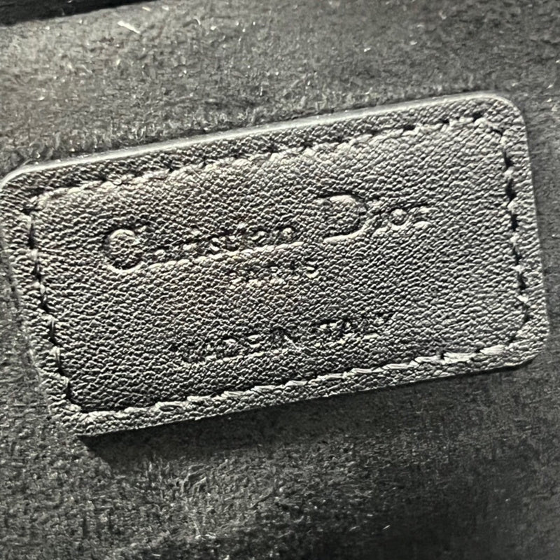 Dragons Bags Detail