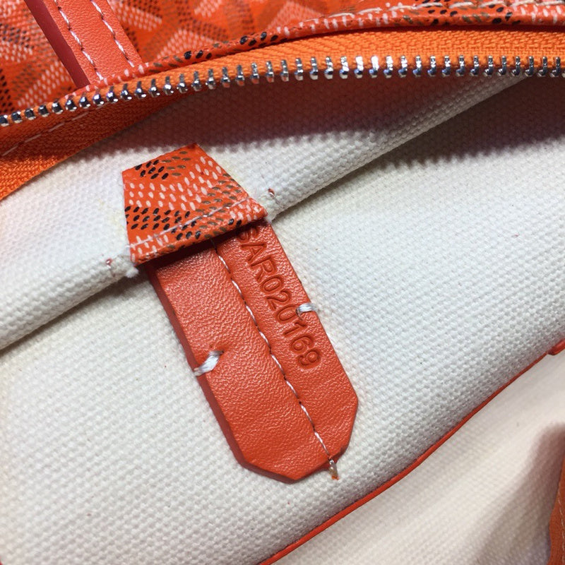 VBS - GOD Bags - 205