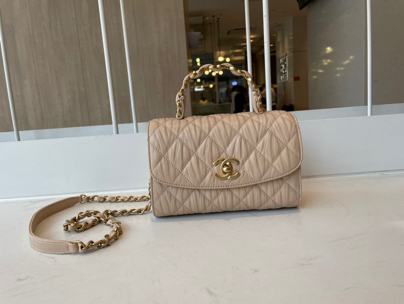 Dragons Bags Detail