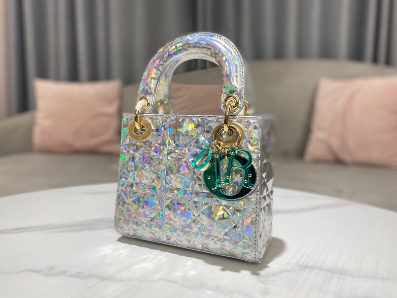 Dragons Bags Detail
