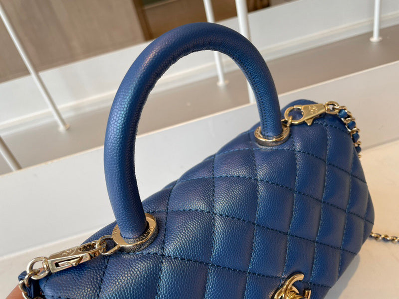 Dragons Bags Detail