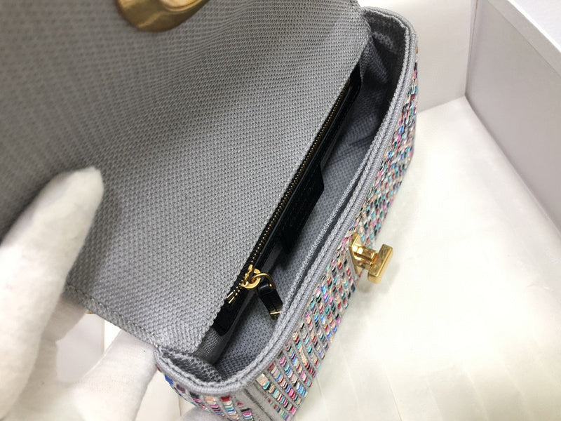 Dragons Bags Detail