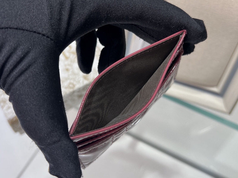 Dragons Bags Detail
