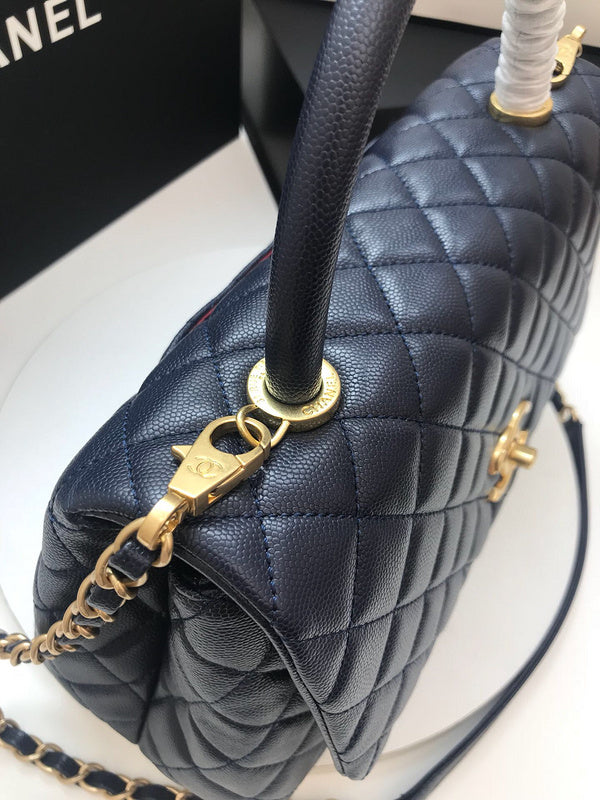 Dragons Bags Detail