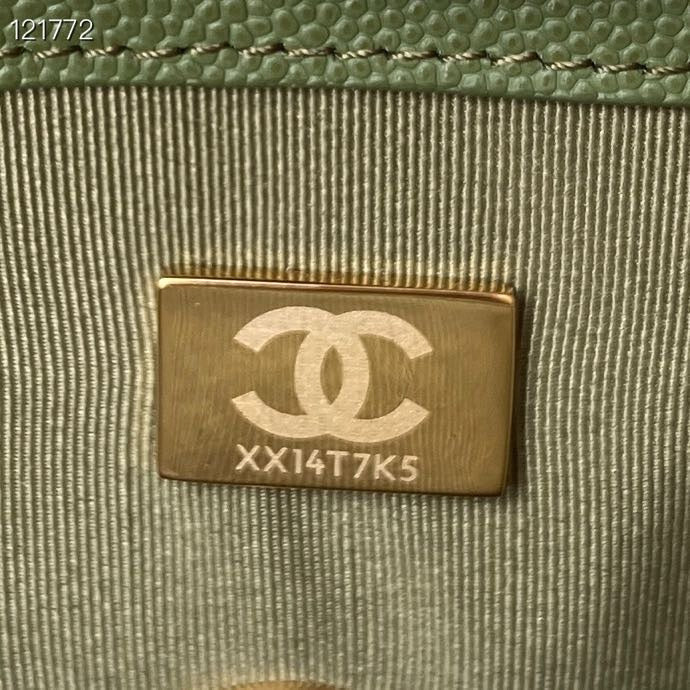 Dragons Bags Detail