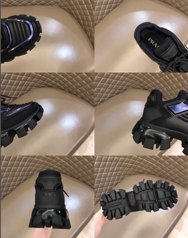 Dragons Bags Detail