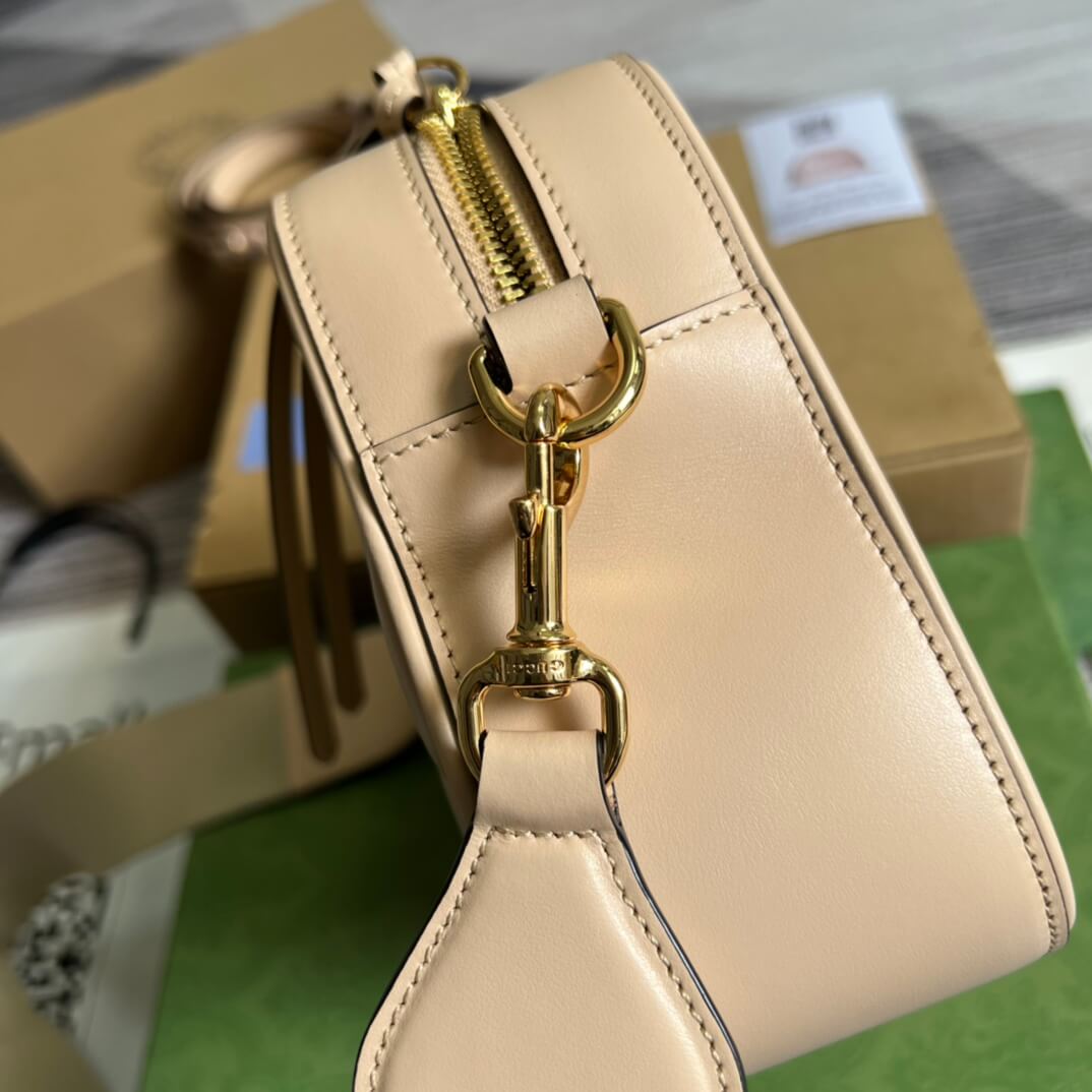 VBS 702234 shoulder bag cross body bags white 21cm
