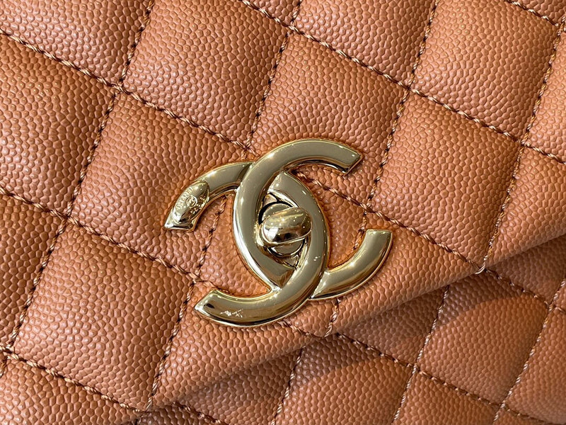 Dragons Bags Detail