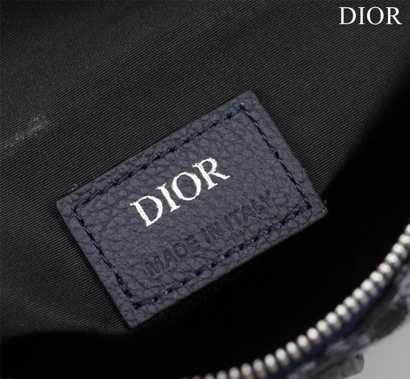 Dragons Bags Detail