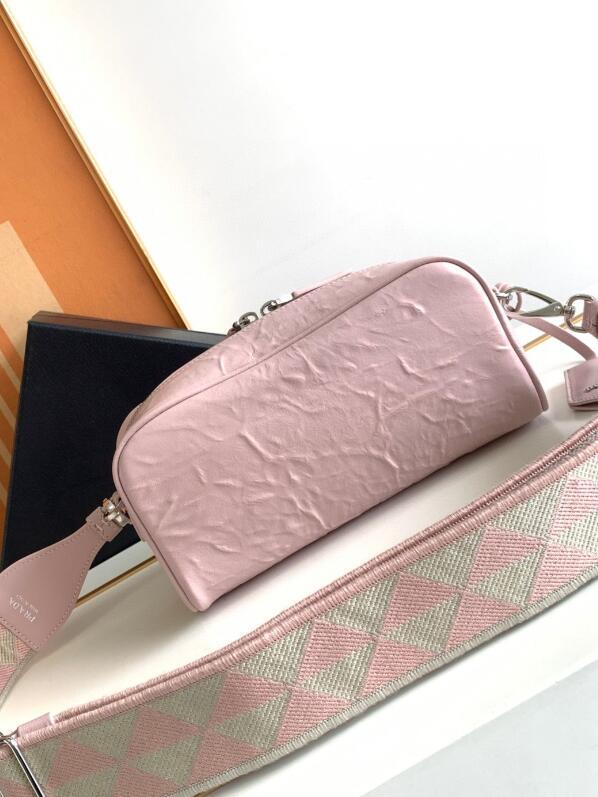 Dragons Bags Bags

 - PD Bags - 071