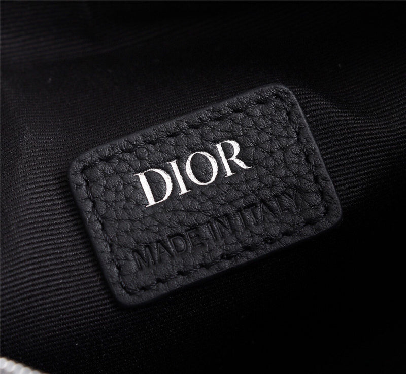 Dragons Bags Detail