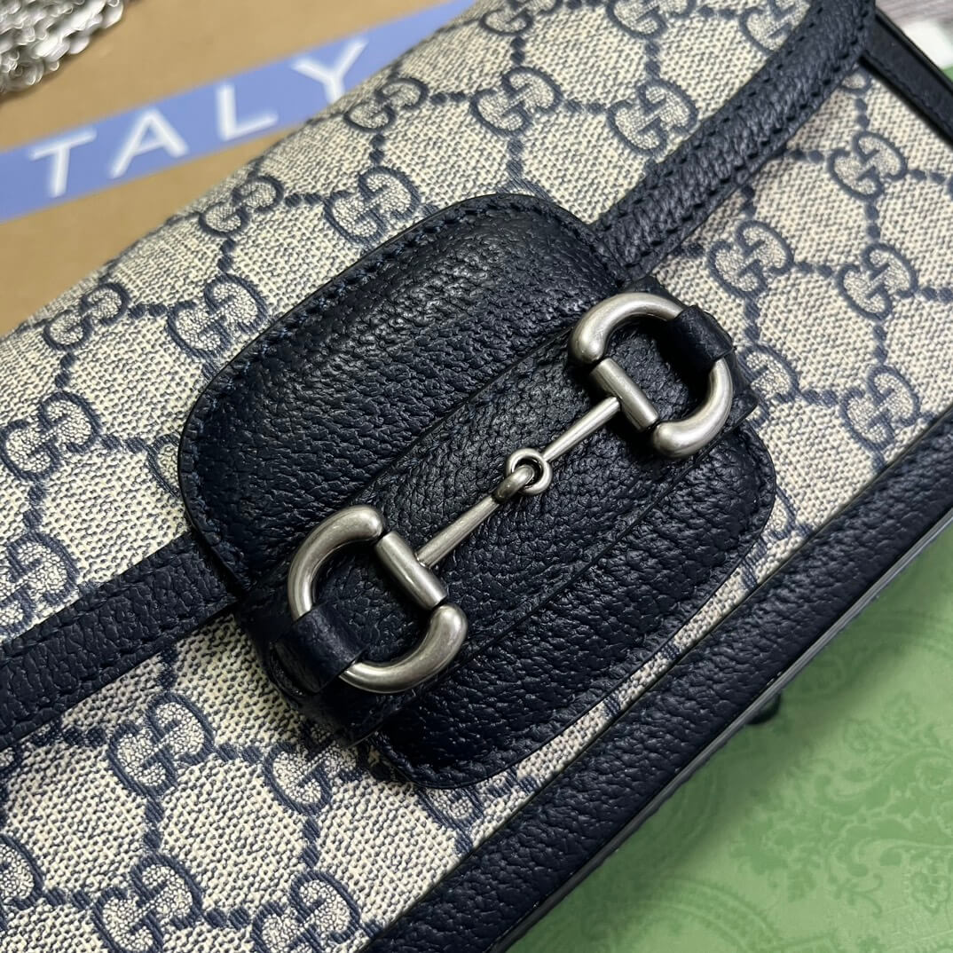 VBS 735178 Horsebit 1955 shoulder bag 24CM blue pvc