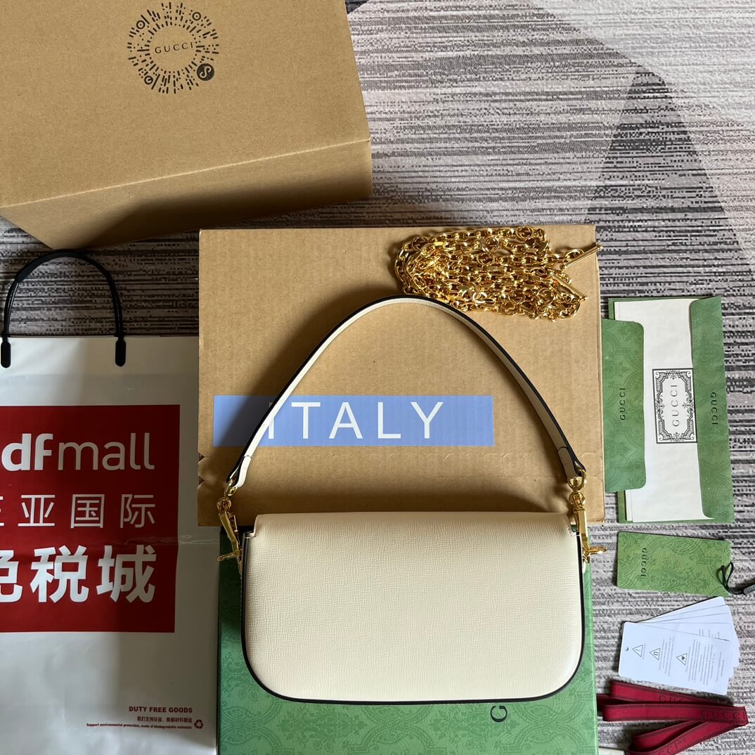 VBS 735178 Horsebit 1955 shoulder bag 24CM white
