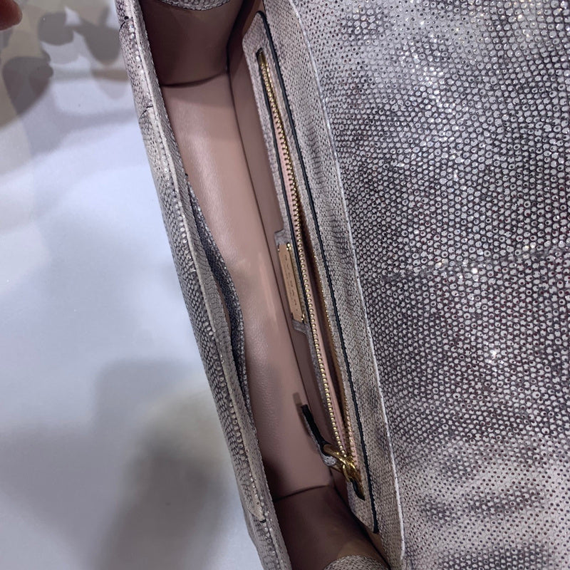 Dragons Bags Detail