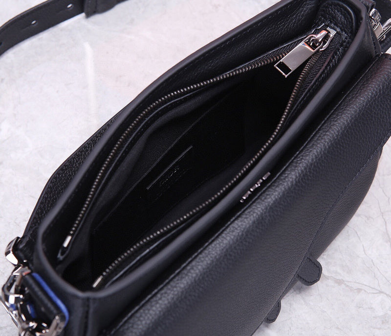 Dragons Bags Detail