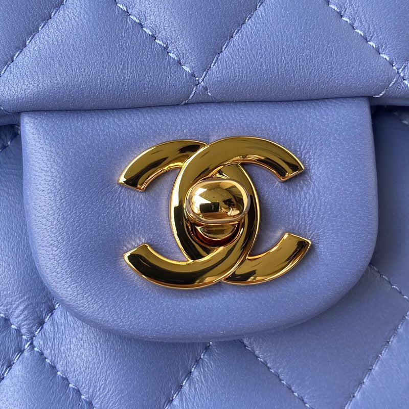 Dragons Bags Detail